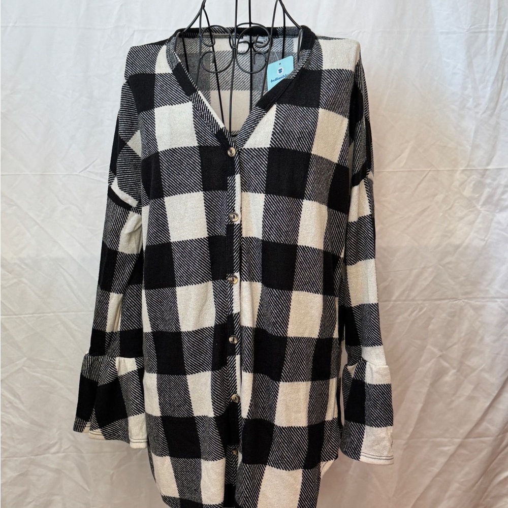 147 - White Burch Plaid Button Down Shirt in Black and Cream
